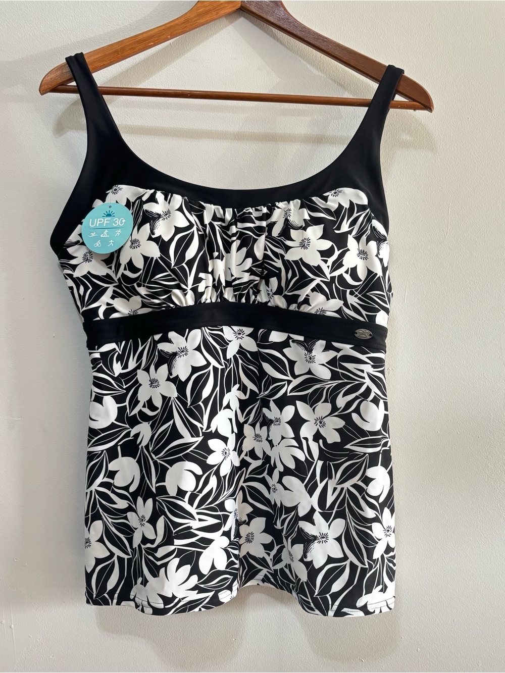 ZeroXposur Black & White Floral Swim Tank Top